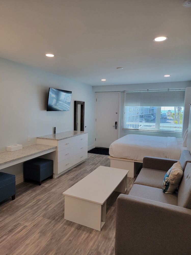 Silver Surf Gulf Beach Resort - photo 14
