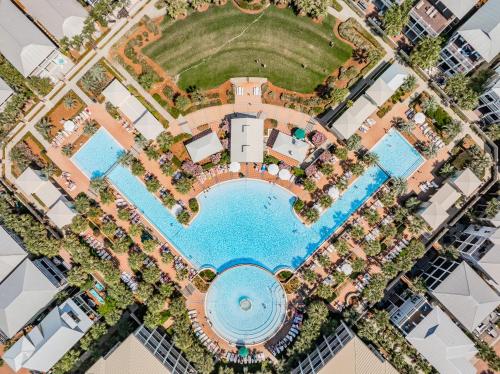All Decked Out - last minute hotel in Panama City Beach