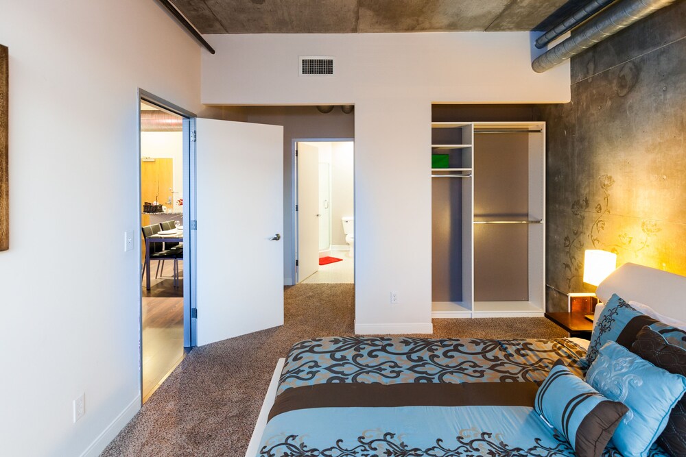 Corporate Suites Downtown In The Heart of LA - photo 6