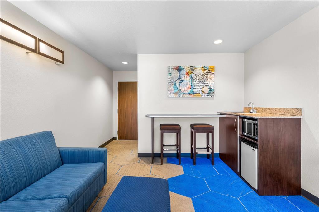 Microtel Inn & Suites by Wyndham Conway - photo 31