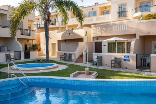 Casa Keira — 4-Star Luxury Hotel in Luz, Portugal