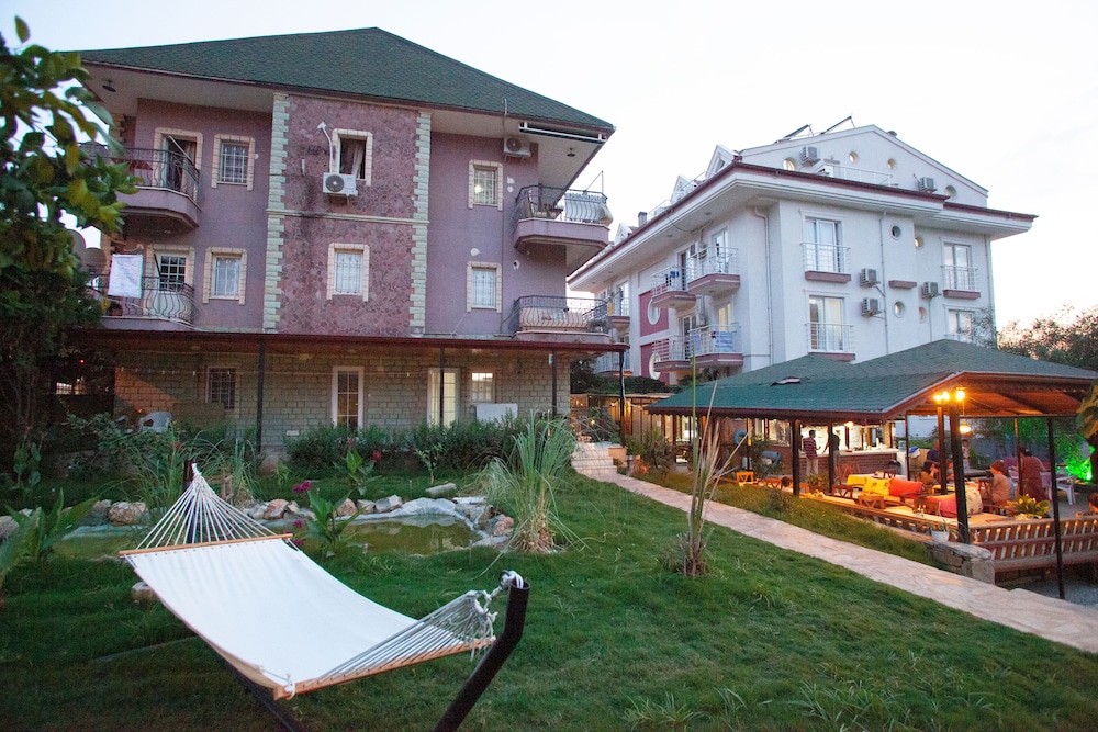 Kampus Pansiyon - carbon neutral hotel in Fethiye