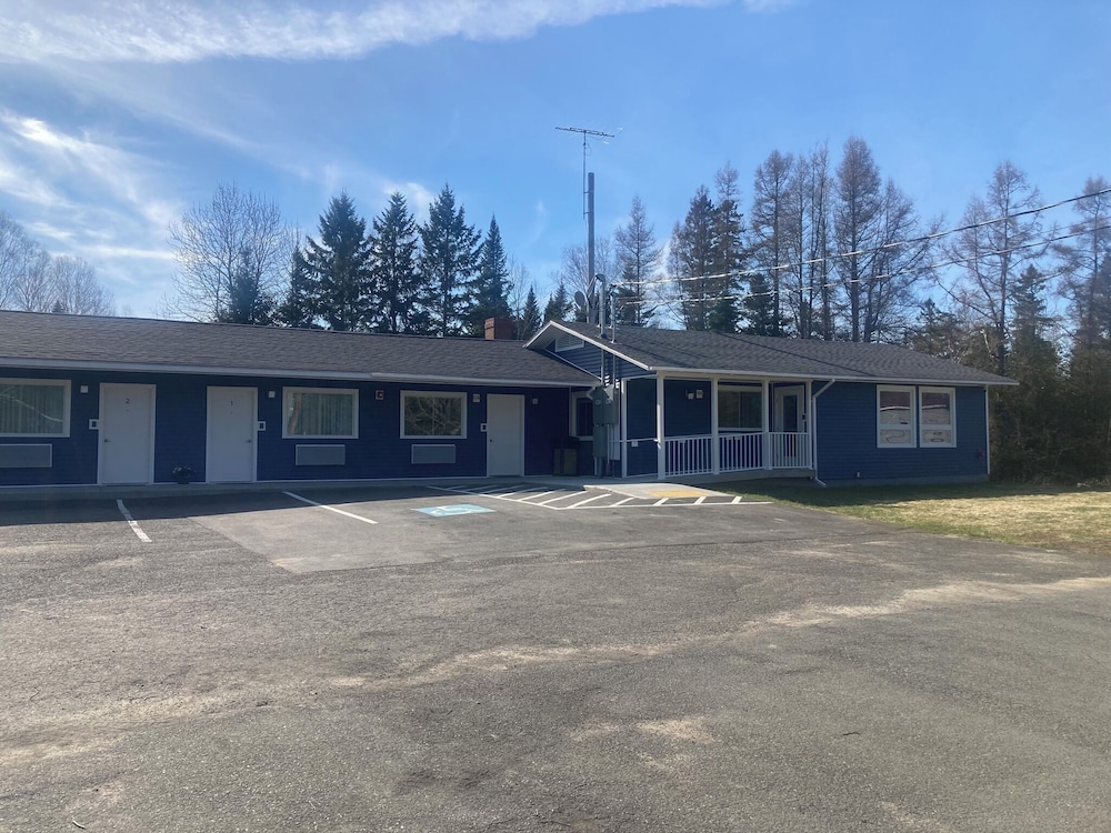 Wolastoq Inn & Suites - featured photo
