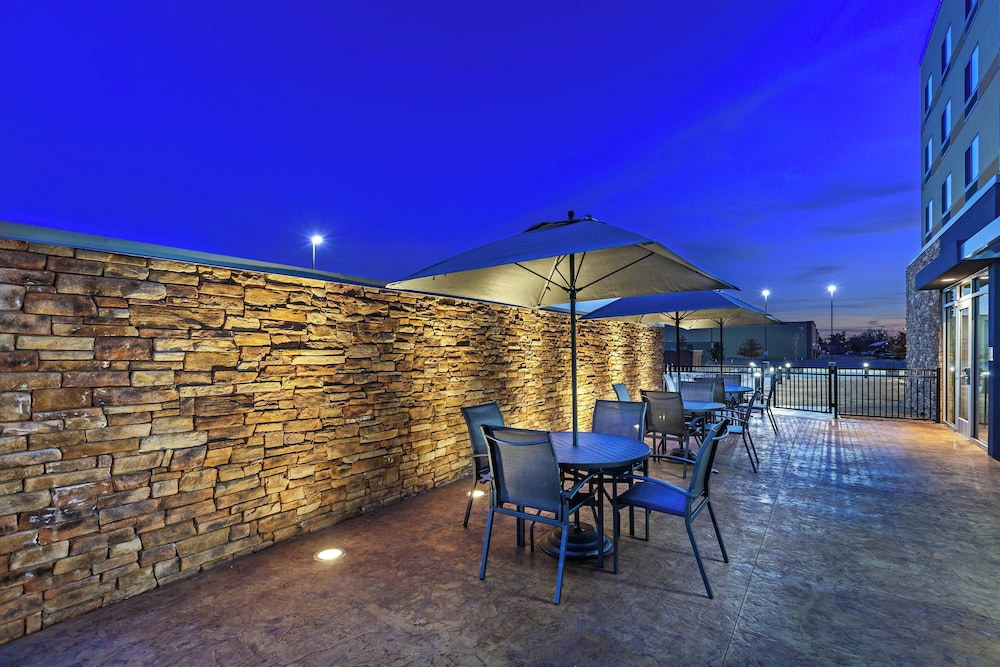 Fairfield Inn & Suites by Marriott Tulsa Catoosa - photo 22