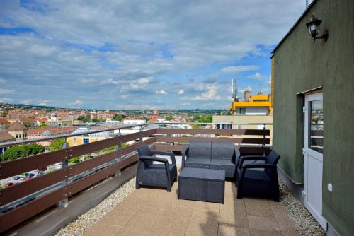 Panoráma City Apartman — 4-Star Luxury Hotel in Pecs, Hungary