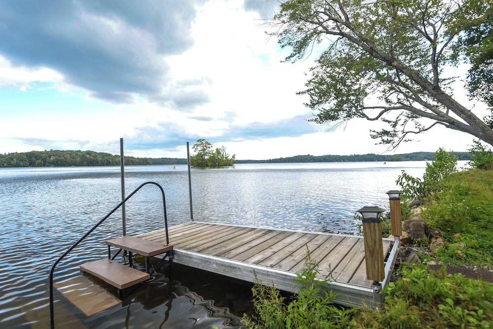 Life on the Lake with Private Dock And Fire Pit — Winthrop — photo 5