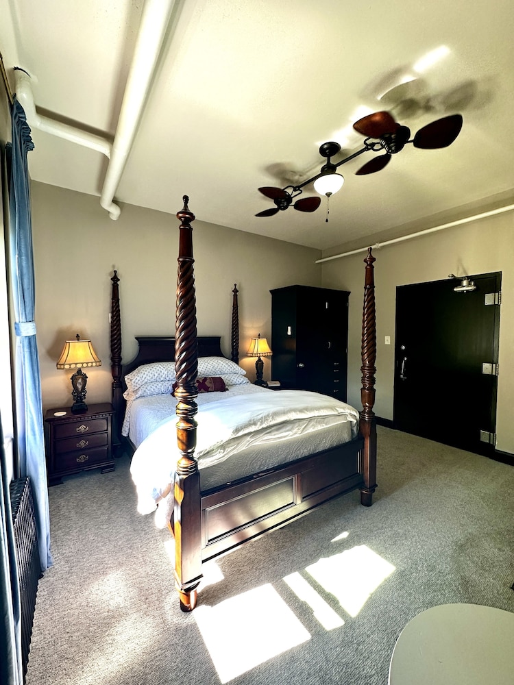 Silverton Mountain Manor - photo 12