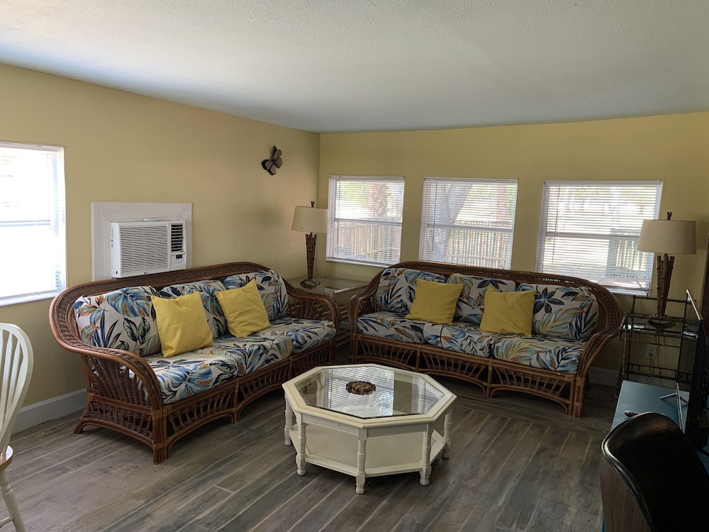 Nature Coast Inn - photo 22