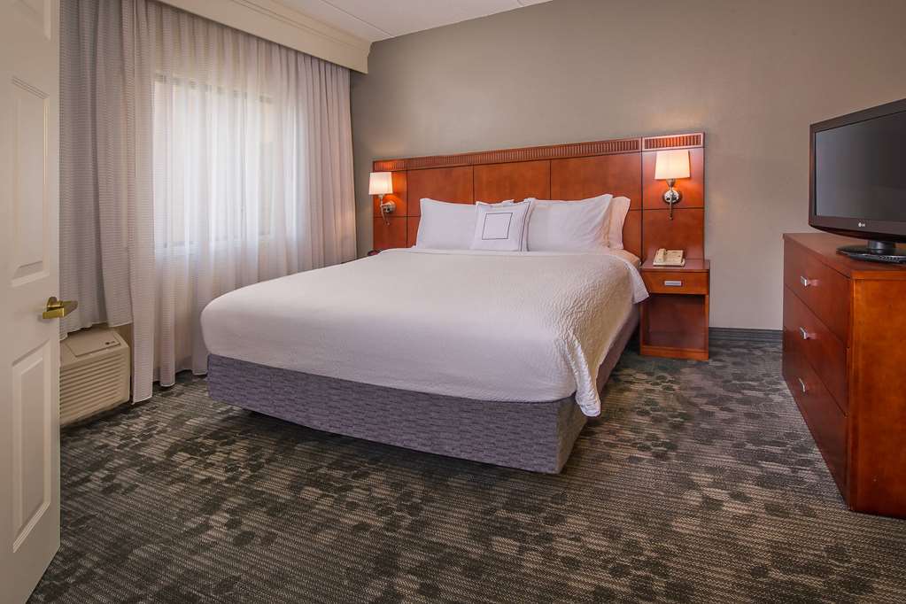 Sonesta Select Charlotte University Research Park - photo 11