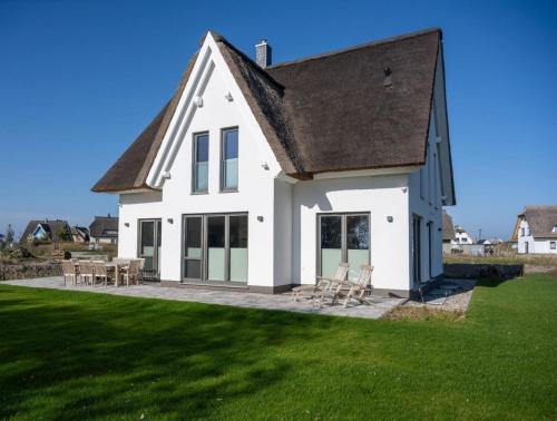Ferienhaus Reethauszeit — 4-Star Luxury Hotel in Dranske, Germany