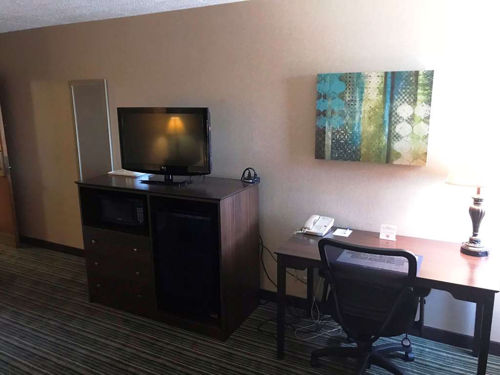 Best Western Woodhaven Inn - photo 24