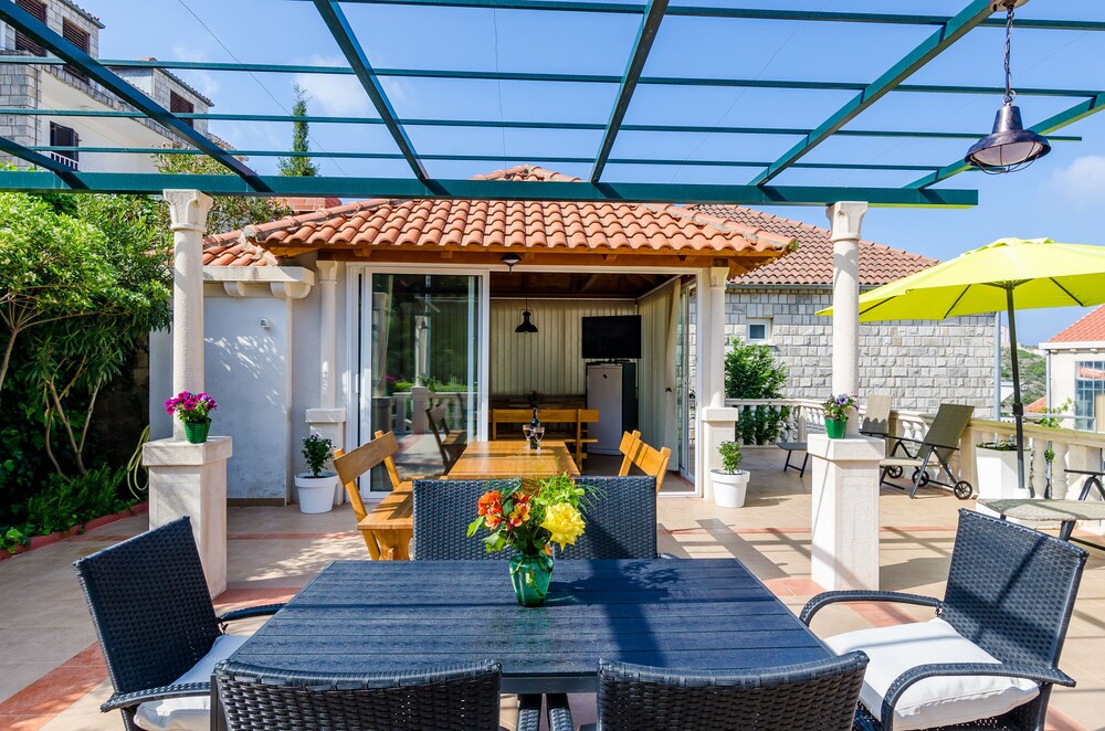 Apartments Orange Tree — 4-Star Luxury Hotel in Cavtat, Croatia