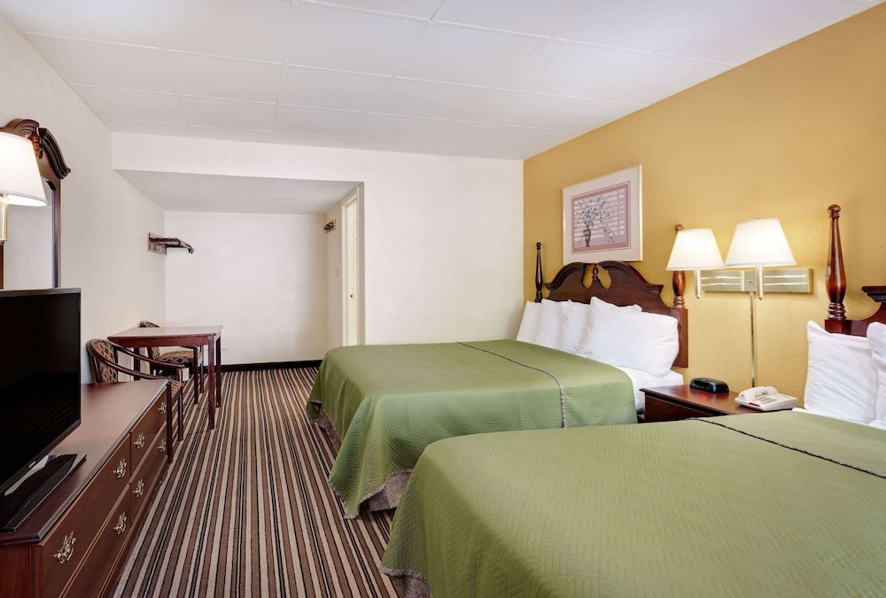 Travelodge by Wyndham Chambersburg - photo 14