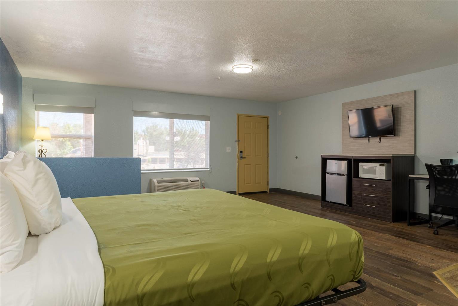 Quality Inn & Suites Manitou Springs at Pikes Peak - photo 28
