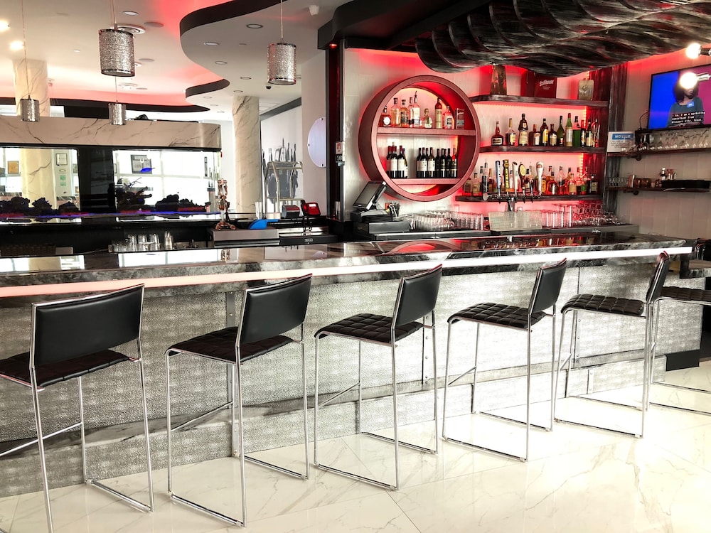 Streamline Hotel - photo 45