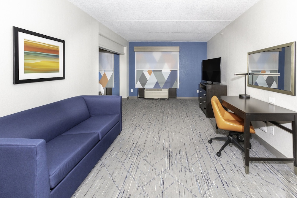 Holiday Inn Express & Suites Jacksonville Airport by IHG - photo 29