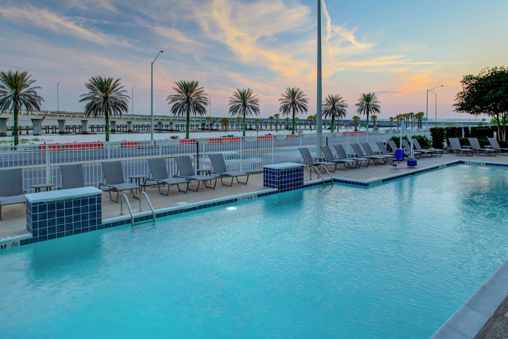 DoubleTree by Hilton Hotel Biloxi - photo 31