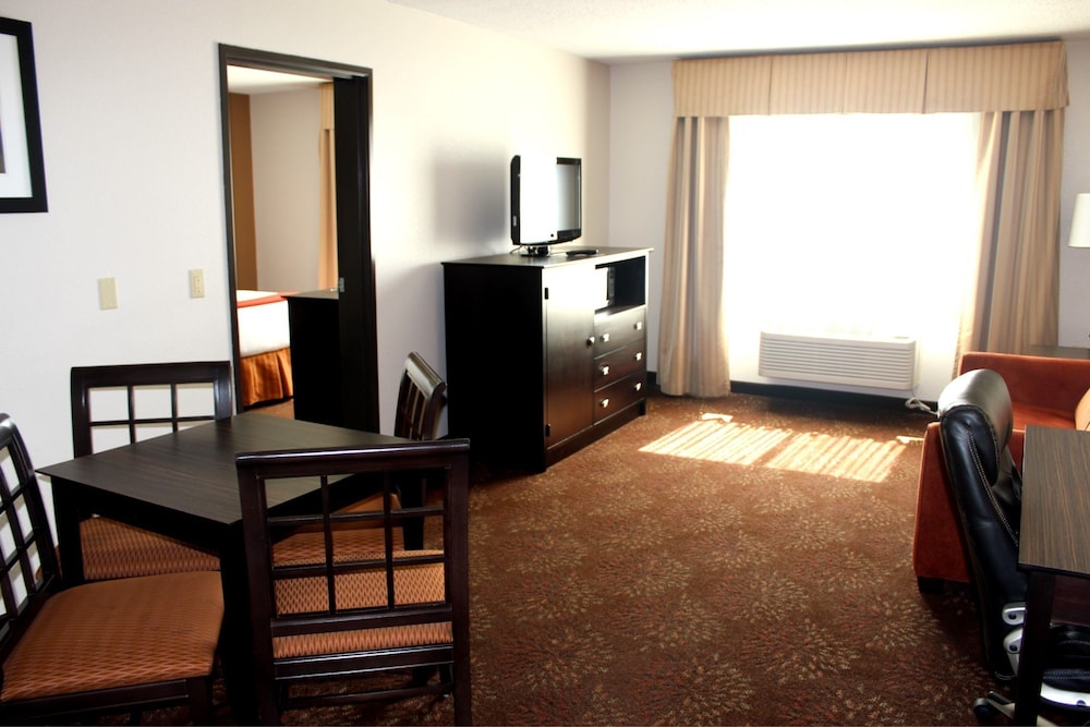 Holiday Inn Express Houghton Keweenaw by IHG - photo 6