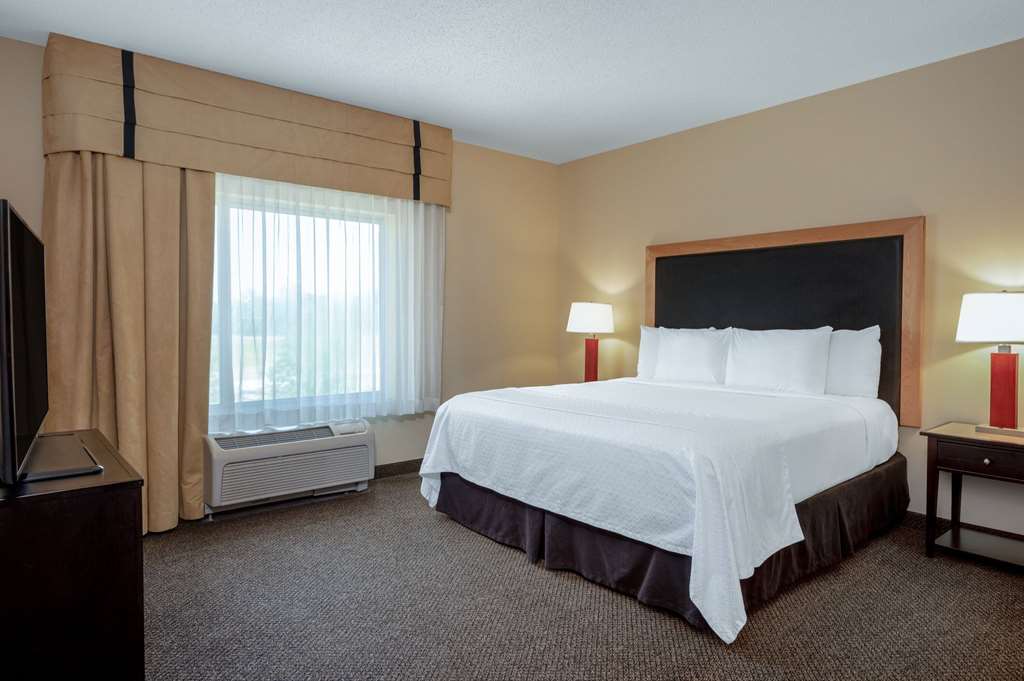 Wyndham Noblesville - photo 11