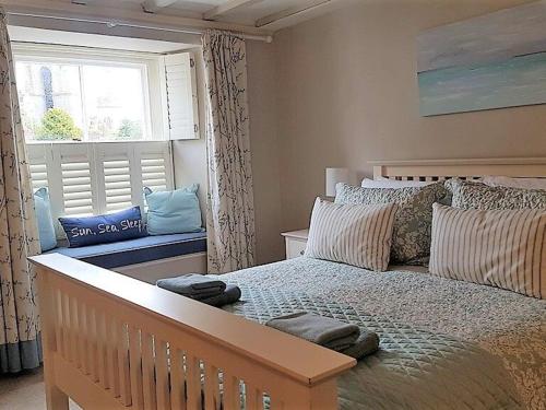 Below Deck - carbon neutral hotel in Fowey