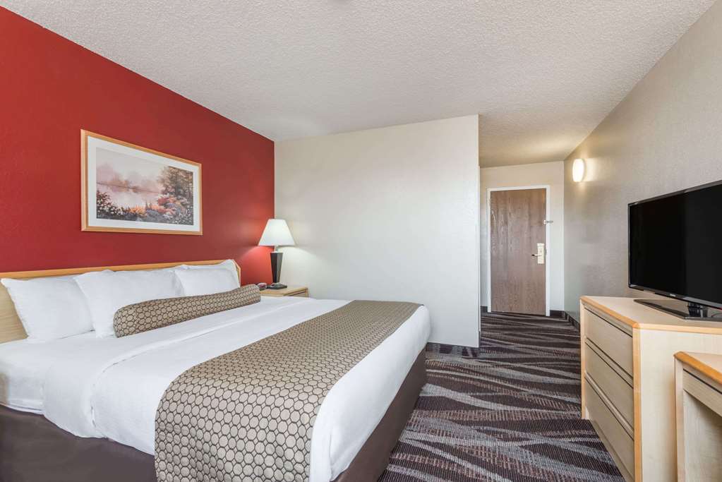 Days Inn by Wyndham Gillette - photo 9