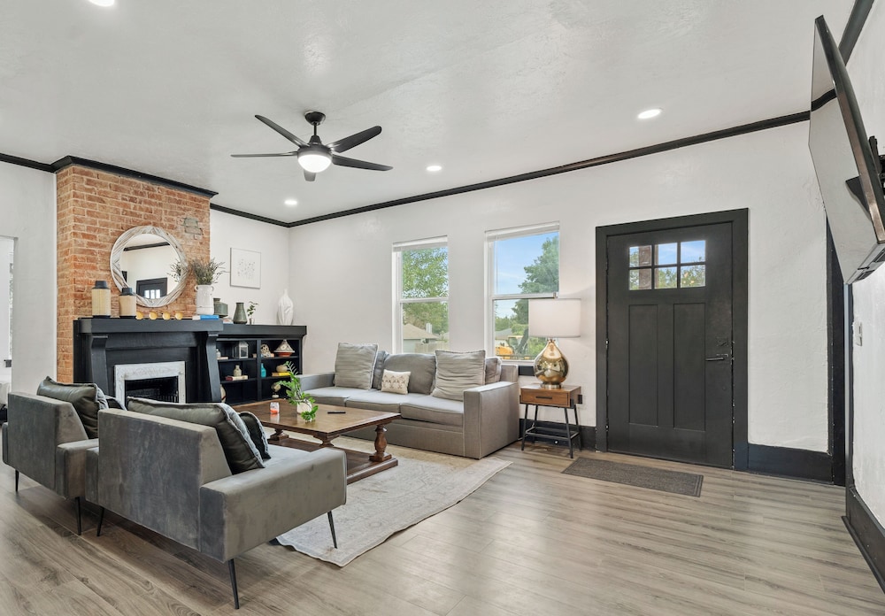 6br Home for Relocation & Extended Stays #15 — 4-Star Luxury Hotel in Oklahoma City, United States