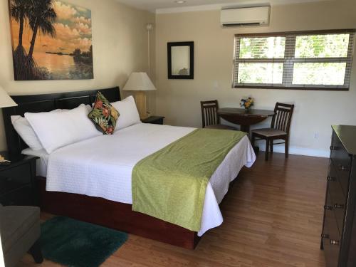 Harborside Motel & Marina - photo 37