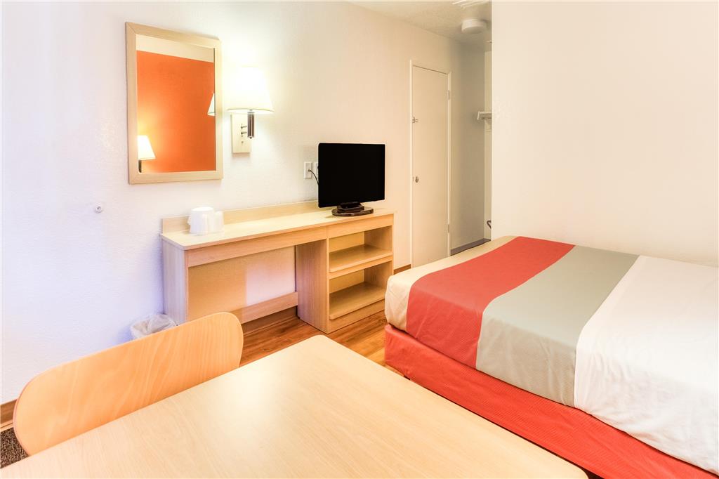 Motel 6 Tigard OR Portland South Lake Oswego - photo 16