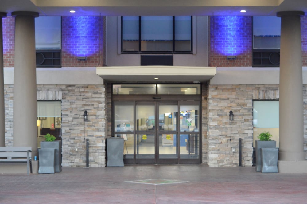 Holiday Inn Express & Suites Franklin KY by IHG - photo 69