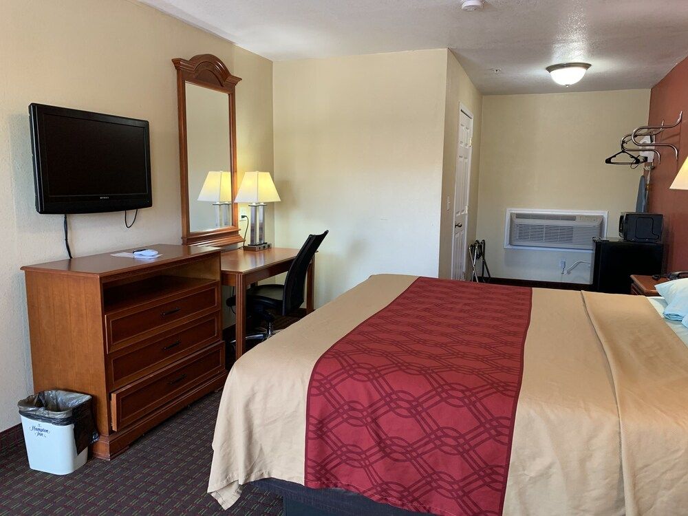 Budget Inn Madill - photo 6