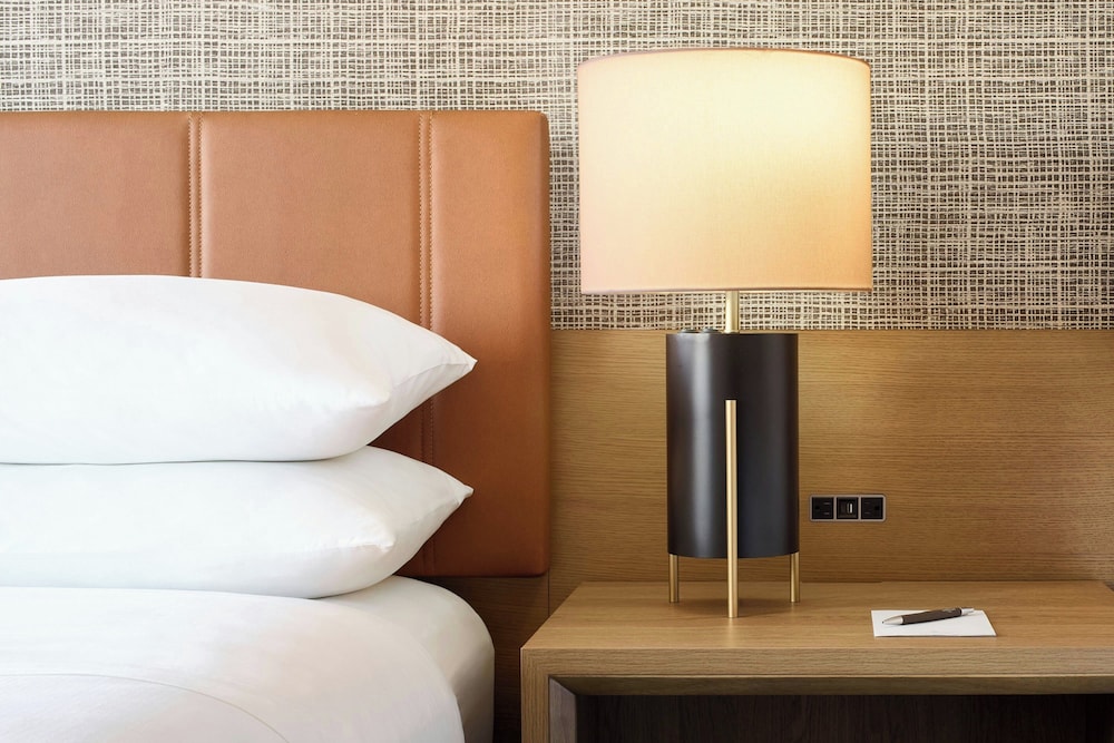 Sheraton Baltimore North Hotel - photo 7
