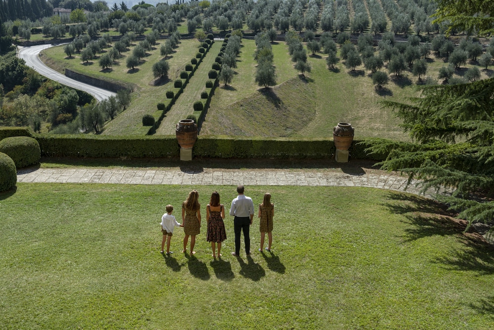Casa Villa Rentals by Torre a Cona — 4-Star Luxury Hotel in Florence, Italy