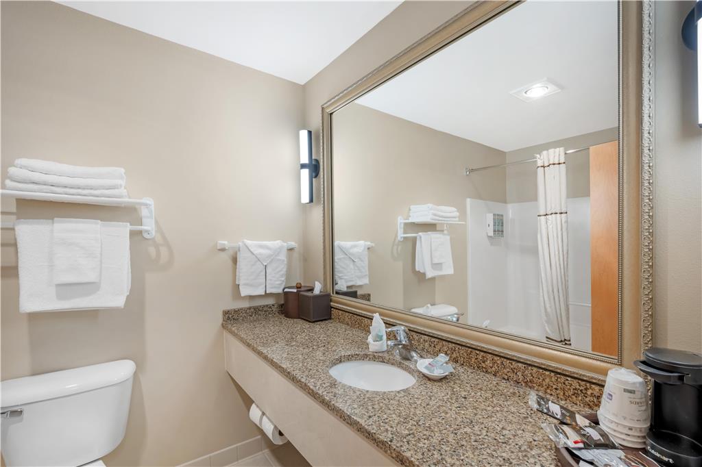 Best Western Bronco Inn - photo 44