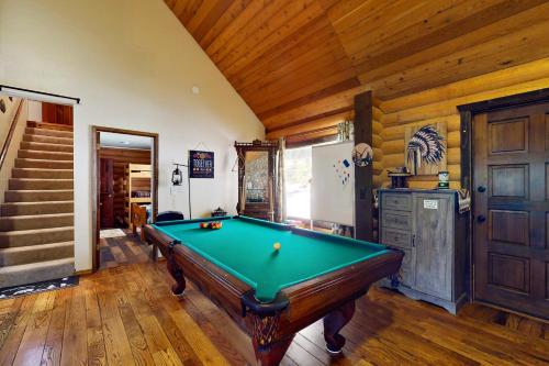 Sugar Pine Retreat - last minute hotel in Unknown City