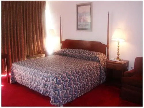 Red Carpet Inn — Jesup — photo 3
