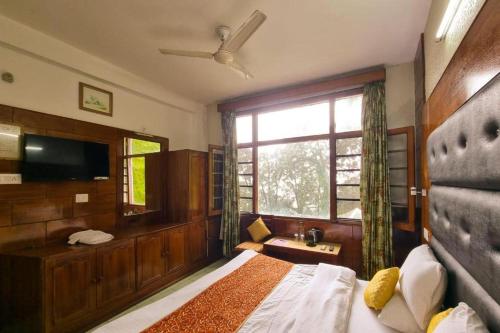 Hoyel Ashiana Regency in Dalhousie, India