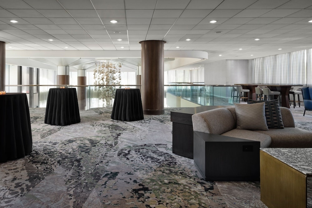Teaneck Marriott at Glenpointe - photo 36