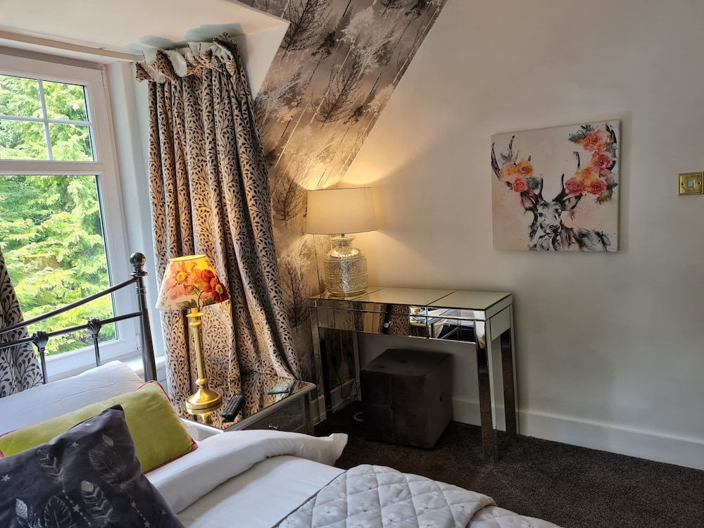 Eagle View Guest House — 4-Star Luxury Hotel in Newtonmore, United Kingdom