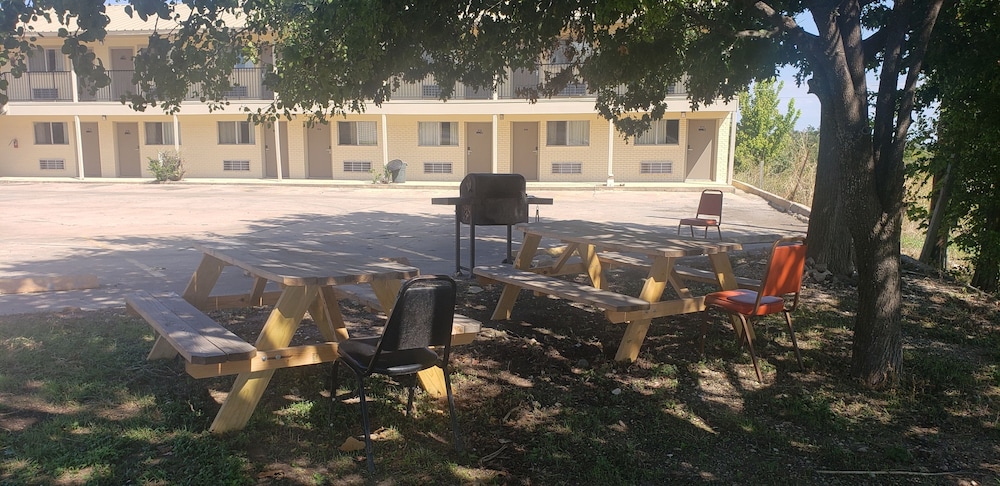 Gold Key Inn - photo 22