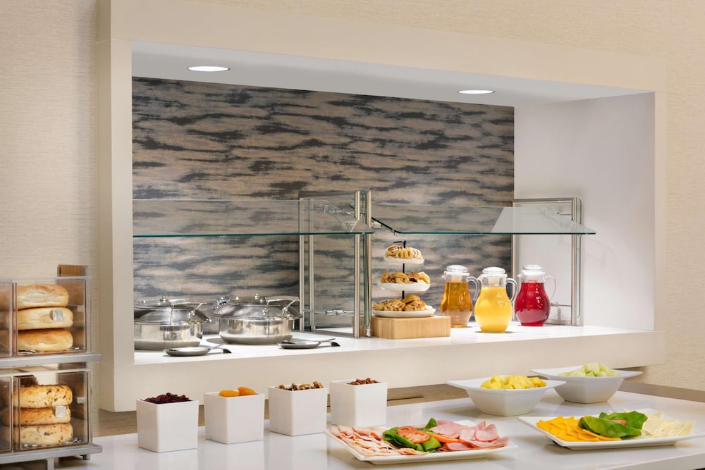 Hilton Fort Collins - photo 43