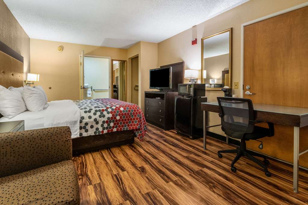 Econo Lodge Hillsboro I 35 - photo 14