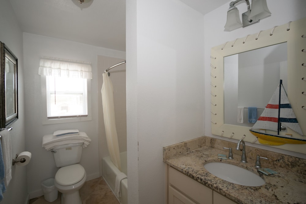 Outer Banks Motel - photo 179