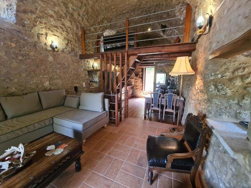 Pyrgos 1869 with Private Pool — Gytheio — photo 2