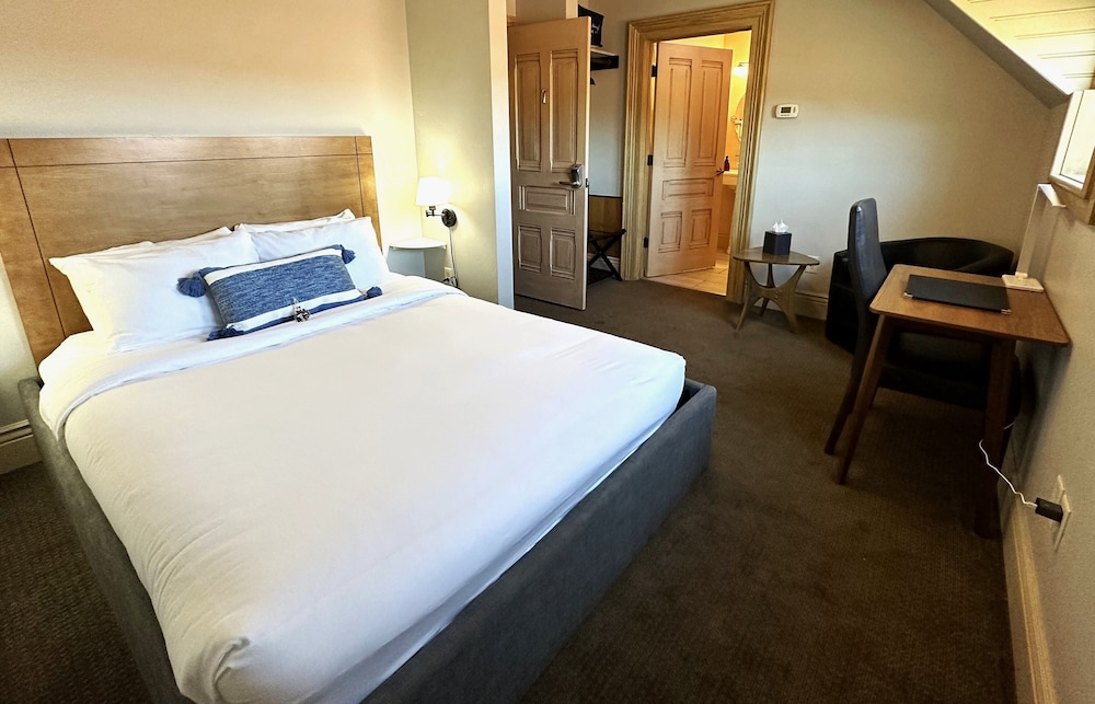 Tahoe Star Hotel - photo 4
