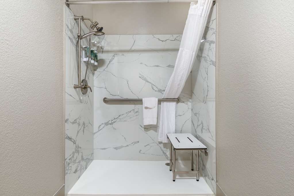 Best Western Park City Wichita North - photo 38
