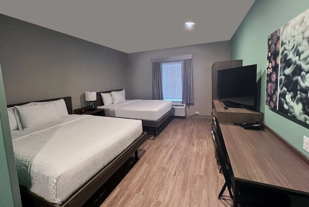 ECHO Suites Extended Stay by Wyndham Indianapolis AmeriPlex - photo 22