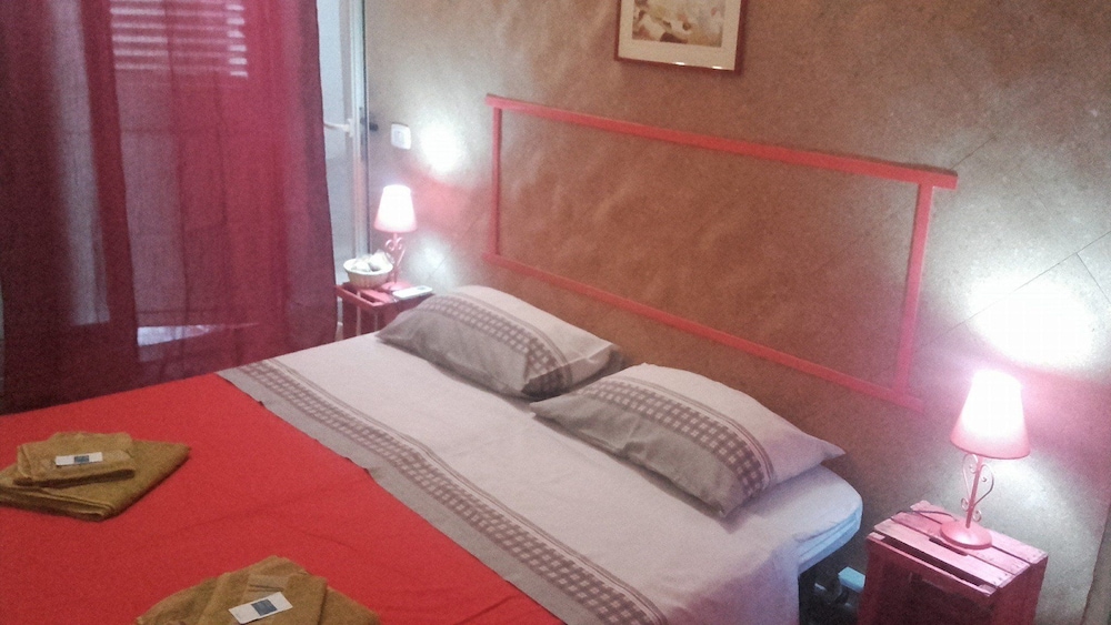 Sciddicu Room in Acireale, Italy