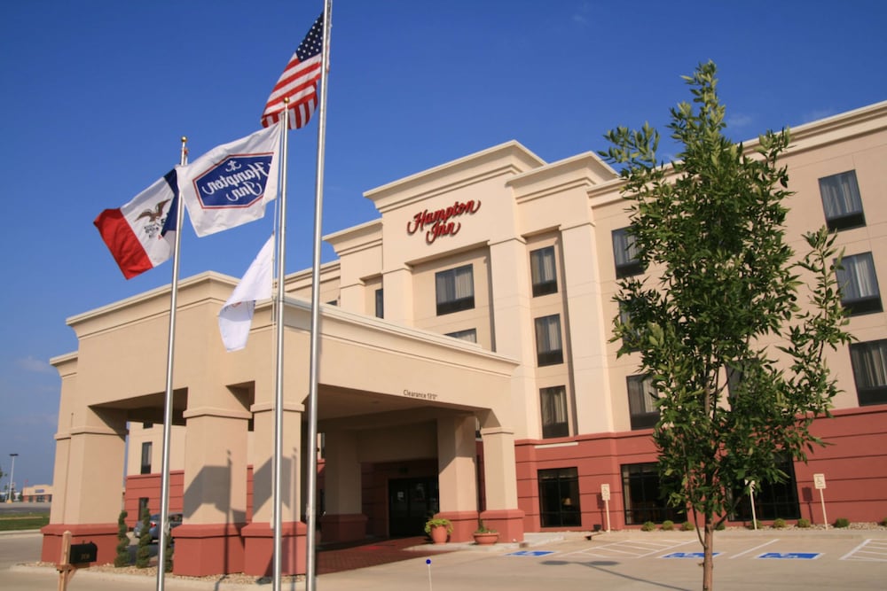 Hampton Inn Waterloo - featured photo