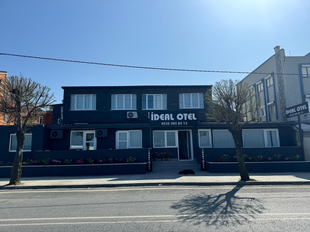 İdeal Butik Otel in Arnavutkoey, Turkey