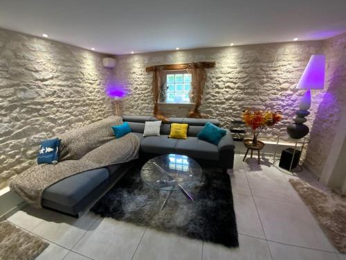 La Grange Classee 3 Etoiles in Chambon-Sur-Voueize, France